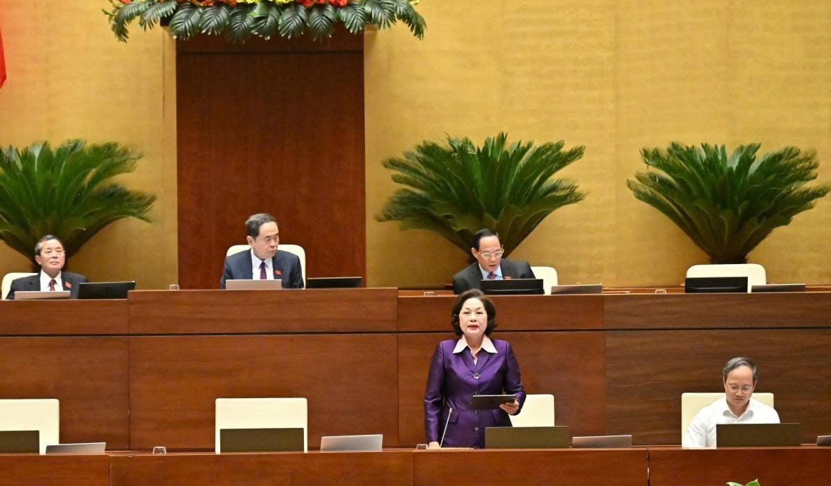 Hoàn thiện quy định về phí bảo hiểm tiền gửi trong dự thảo  Luật Bảo hiểm tiền gửi (sửa đổi)