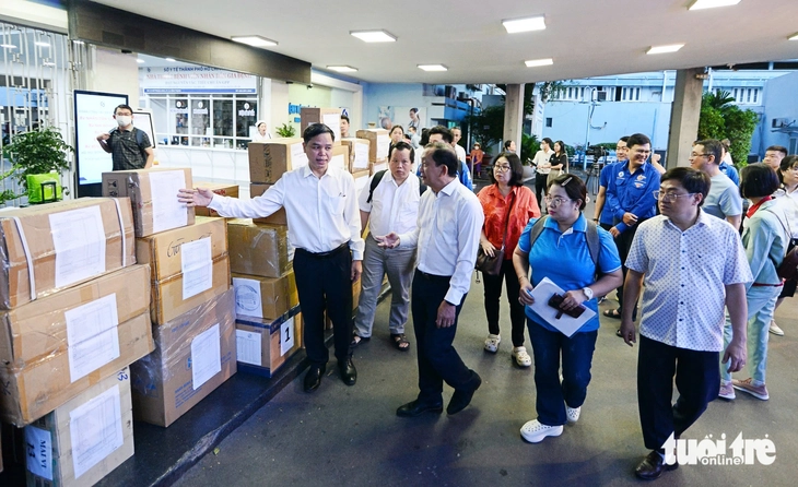 y bác sĩ - Ảnh 2.