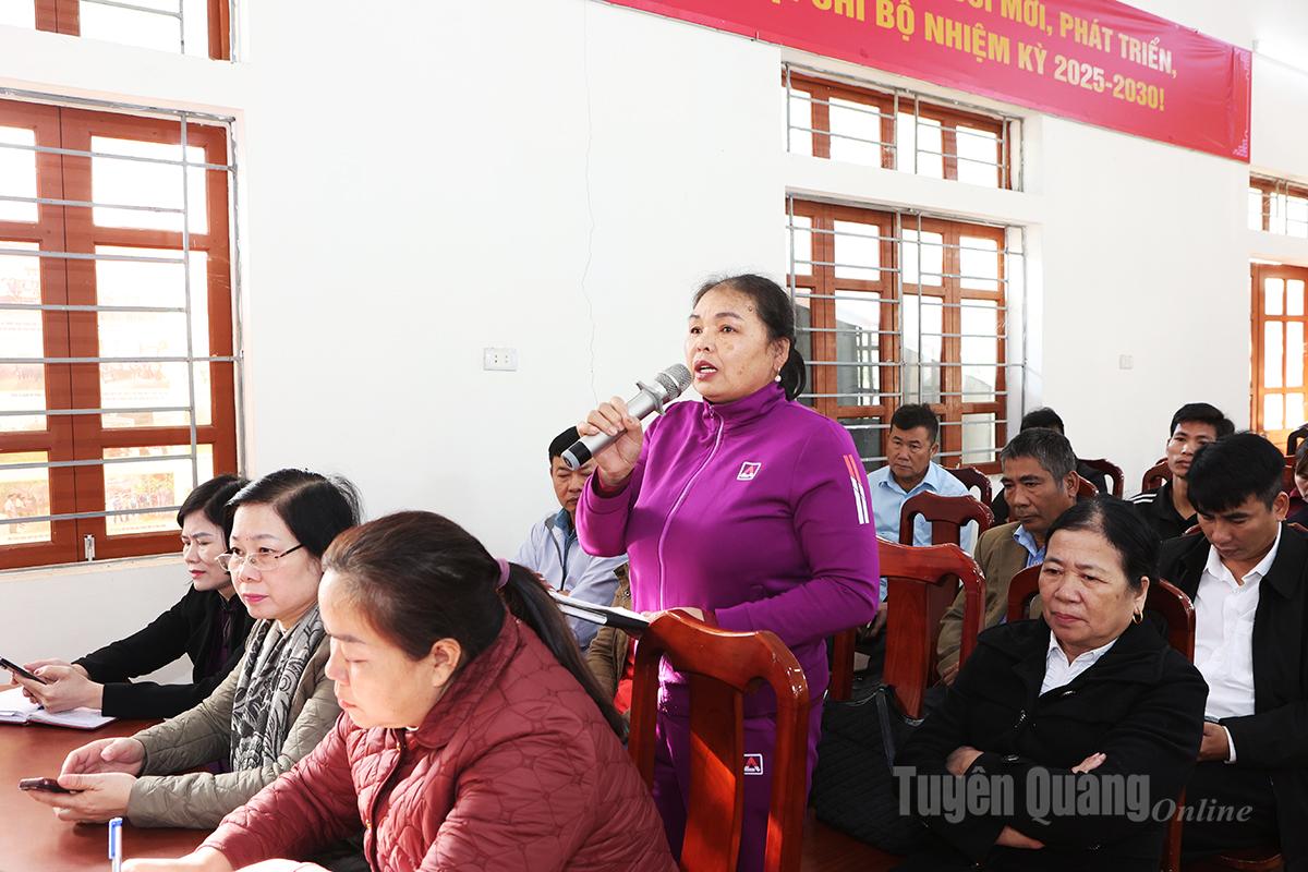 탄타인 지역의 유권자들이 목소리를 내고 있다.