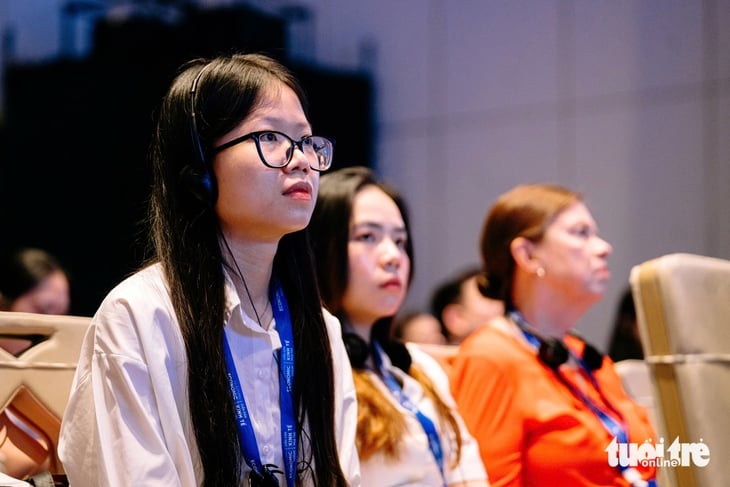 diễn đàn kinh tế mùa thu - Ảnh 1.