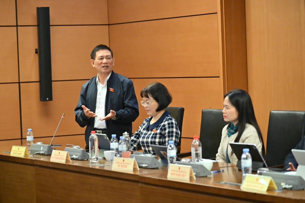 Vicepremier: De centrale overheid moet niet alles overnemen, het budget moet worden overgedragen aan de gemeenten - 1