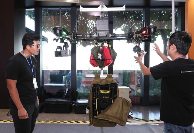 סדרה של טכנולוגיות עתידיות בפורום הכלכלי הסתיו 2025 בהו צ'י מין סיטי - תמונה 8. Hàng loạt công nghệ tương lai tại diễn đàn Kinh tế Mùa thu 2025 tại TP HCM - Ảnh 8.