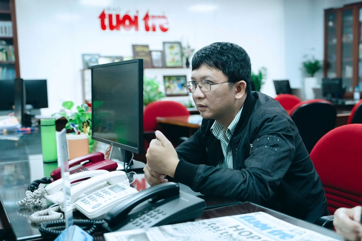 Ước có nhiều tiền để có thể giúp bà con miền Trung nhiều hơn - Ảnh 2.