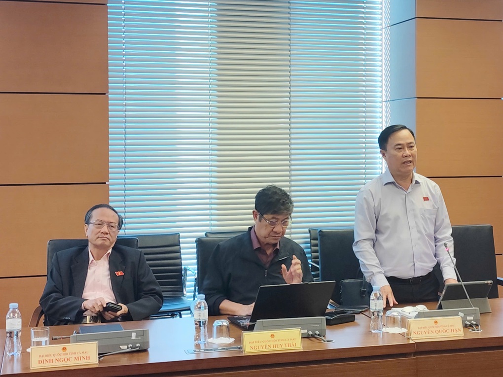 ประธานสภาฯ : ต้องเน้นอบรมคุณธรรมจริยธรรมทั้งครูและนักเรียน - 2