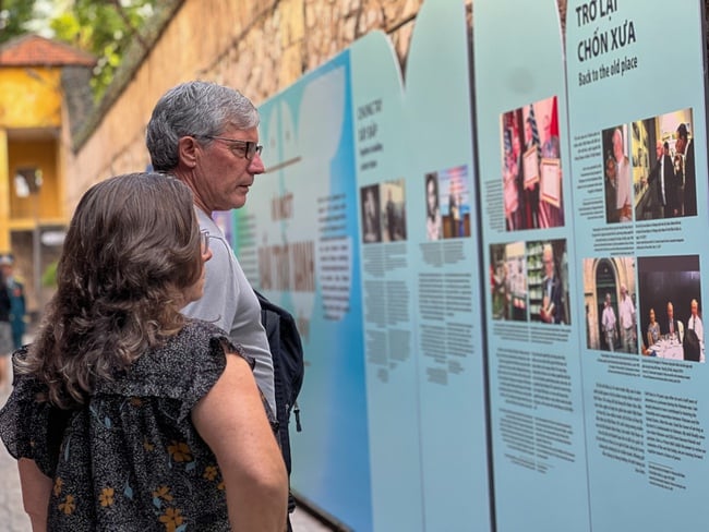 Tái hiện hào khí Điện Biên Phủ trên không qua trưng bày "Khát vọng hòa bình" - Ảnh 9.