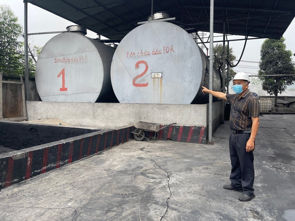 Hợp tác xã Thắng Lợi ứng dụng công nghệ nhiệt phân săm lốp cũ thành dầu FO-R. Ảnh: Thanh Ngà.