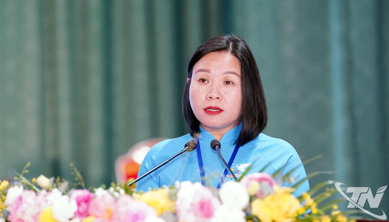 Delegaci przemawiają na Kongresie.