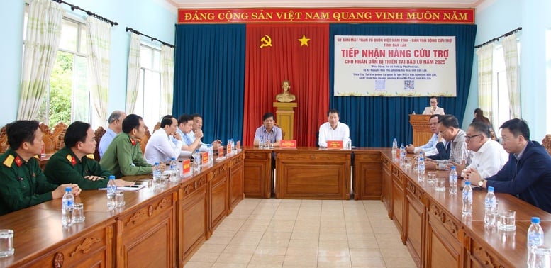 Đồng Nai hỗ trợ Đắk Lắk 10 tỷ đồng khắc phục thiên tai, bão lũ- Ảnh 1.