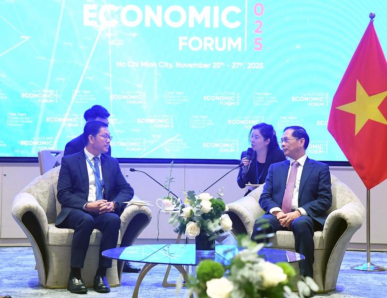 Vietnamul și Laosul promovează cooperarea în știință, tehnologie și transformare digitală - Foto 1. Việt Nam, Lào thúc đẩy hợp tác khoa học, công nghệ, chuyển đổi số- Ảnh 1.