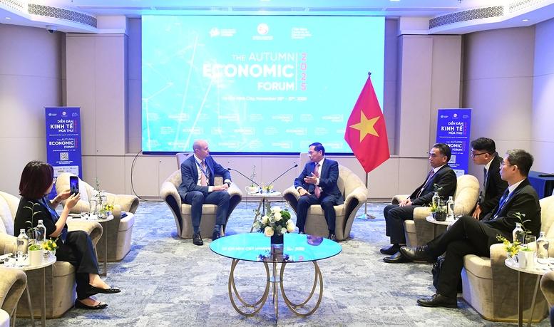 Vietnamul și Laosul promovează cooperarea în știință, tehnologie și transformare digitală - Foto 3. Việt Nam, Lào thúc đẩy hợp tác khoa học, công nghệ, chuyển đổi số- Ảnh 3.