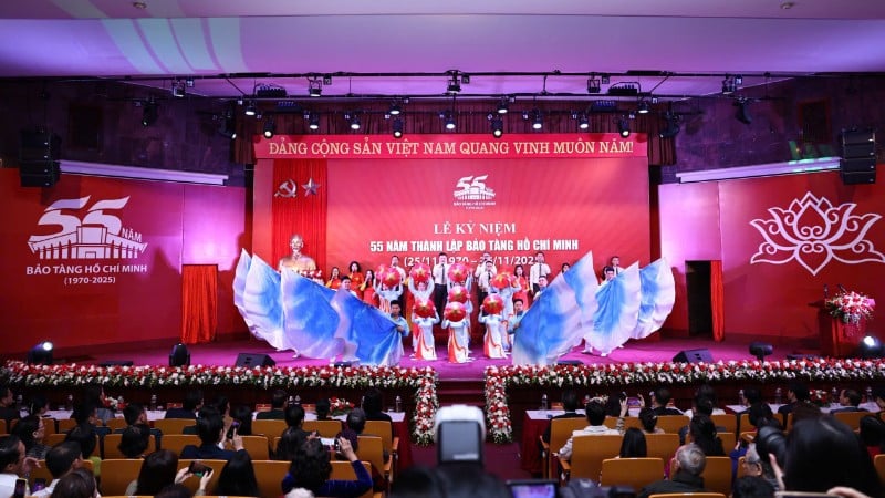 Музей Хошиміна провів церемонію з нагоди святкування свого 55-річчя. (Фото: Тхань Тунг)