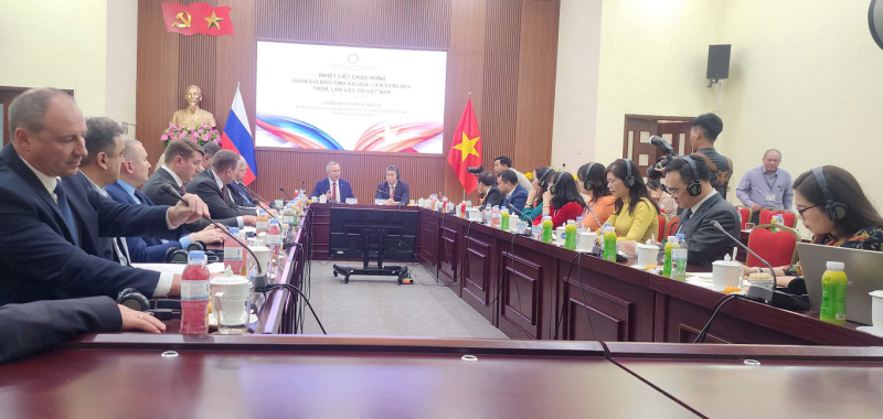 Thúc đẩy hợp tác nhân dân và tăng cường trao đổi giữa Việt Nam và tỉnh Kaluga, Liên bang Nga