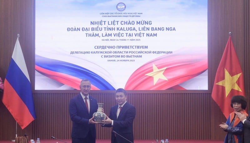 Thúc đẩy hợp tác nhân dân và tăng cường trao đổi giữa Việt Nam và tỉnh Kaluga, Liên bang Nga