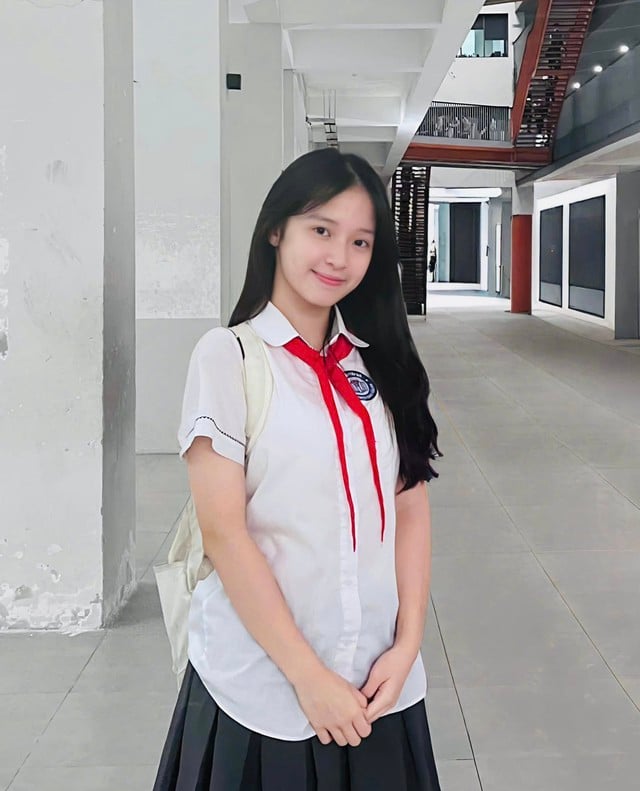 Con gái diễn viên Hồng Đăng: 14 tuổi 'trổ mã' xinh xắn như thiếu nữ - Ảnh 3.