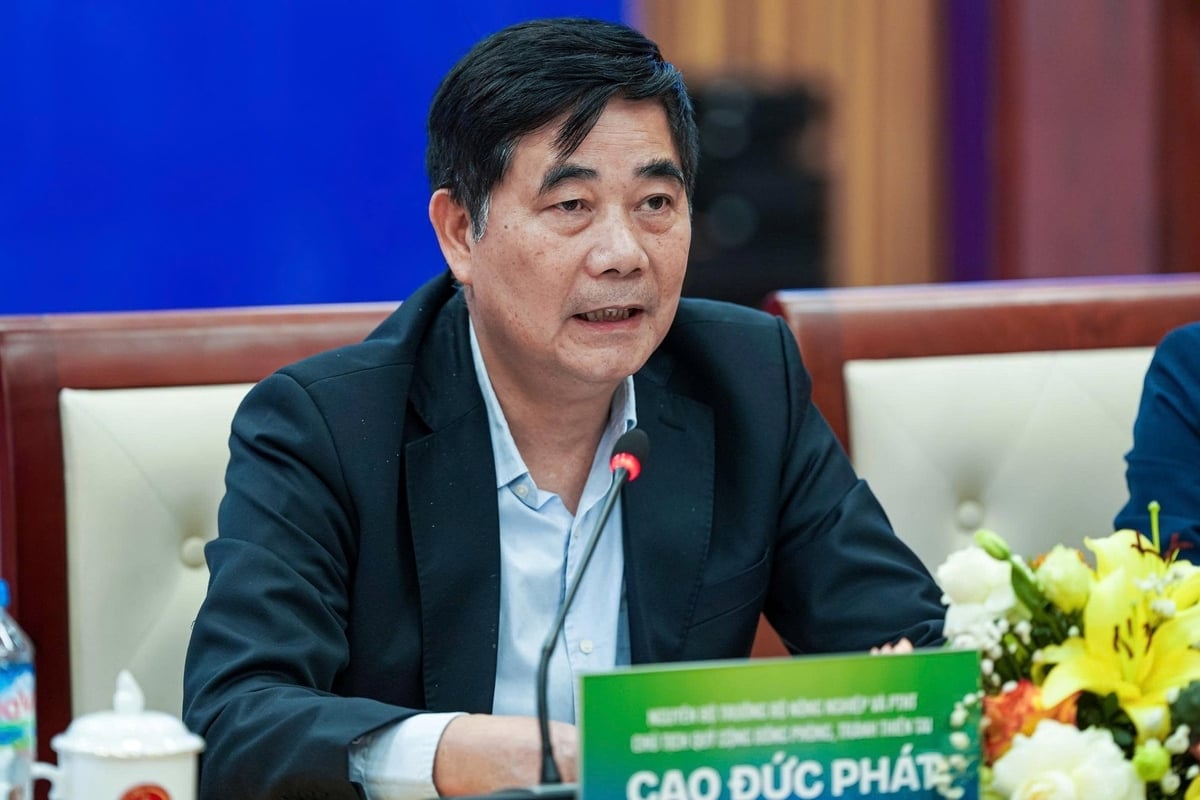 TS. Cao Đức Phát phát biểu tại Diễn đàn 'Ứng dụng khoa học, công nghệ trong dự báo và cảnh báo sớm thiên tai' chiều 25/11. Ảnh: Bá Thắng.
