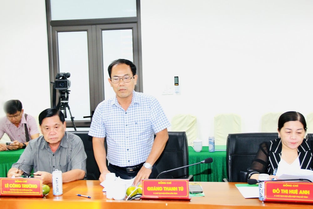 Quang Thanh Tu úr, a Tartományi Gazdaszövetség alelnöke felszólalt a találkozón.