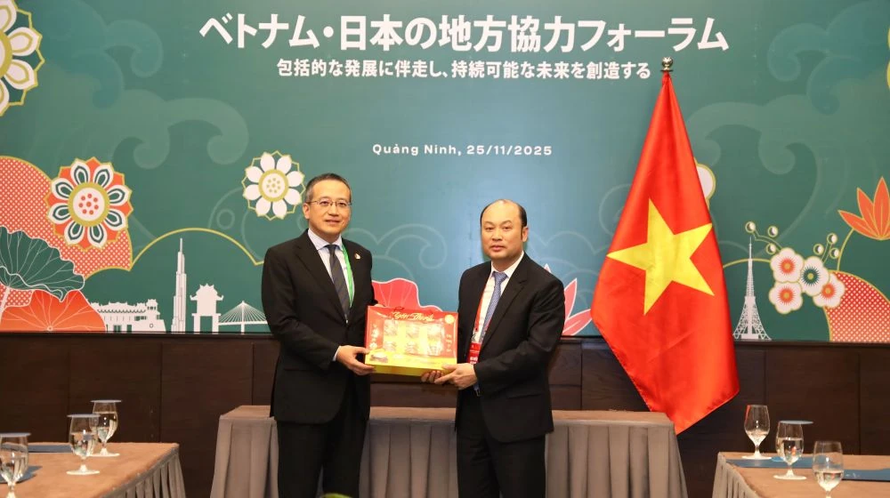 Делегация провинции Тханьхоа приняла участие во многих мероприятиях в рамках форума местного сотрудничества Вьетнама и Японии.