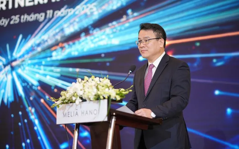 Thứ trưởng Bộ Tài chính Trần Quốc Phương