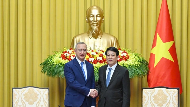 President Luong Cuong ontvangt de gouverneur van de provincie Kaluga, Russische Federatie. (Foto: Thuy Nguyen)