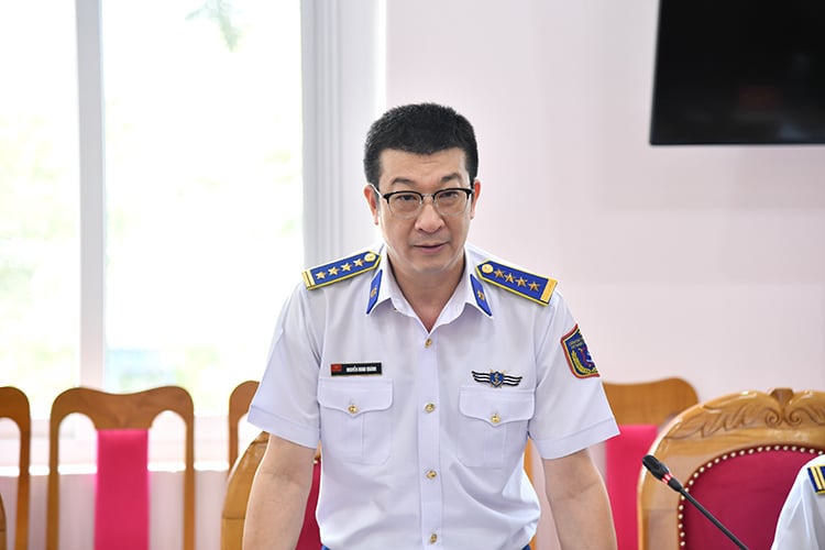 Подпись к фотографии