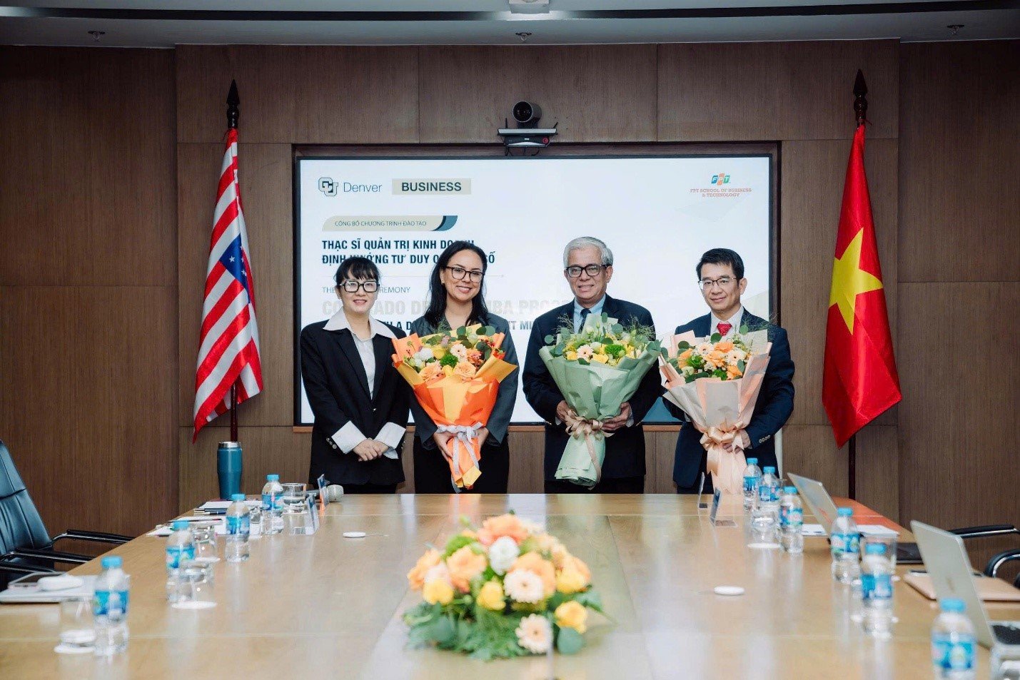 První plně převedený americký standardní MBA ve Vietnamu-1.jpg