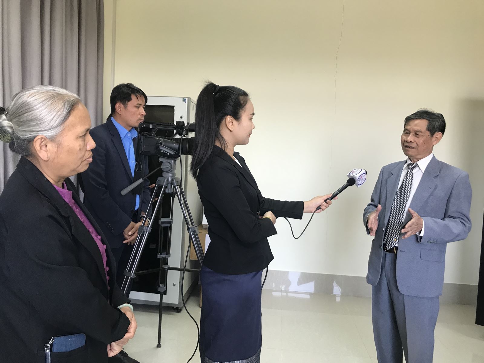 चित्र परिचय