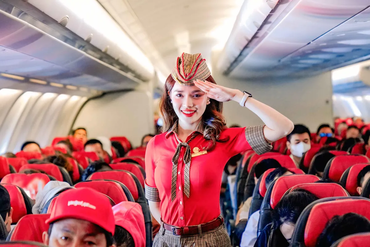 Triệu vé 0 đồng, ưu đãi vé Tết và hàng ngàn quà tặng hấp dẫn tại Vietjet Mega Livestream 27/11 - Ảnh 3.