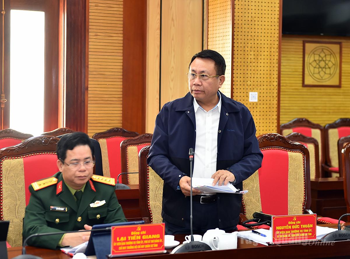 На конференції виступив директор провінційної поліції Нгуєн Дик Тхуан.