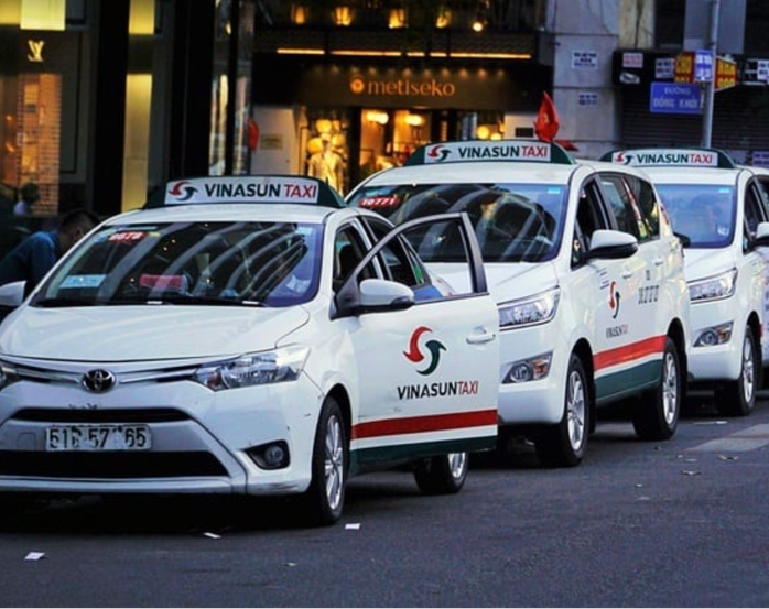 Chủ tịch một tập đoàn công nghệ 