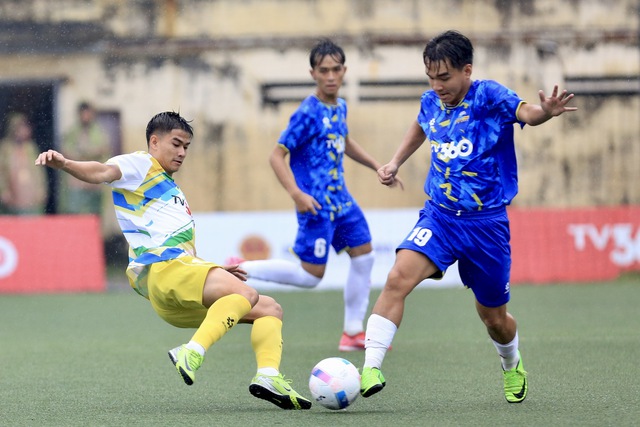 2 đội phía nam hiên ngang vào bán kết, cục diện bóng đá sinh viên lại hay - Ảnh 2.
