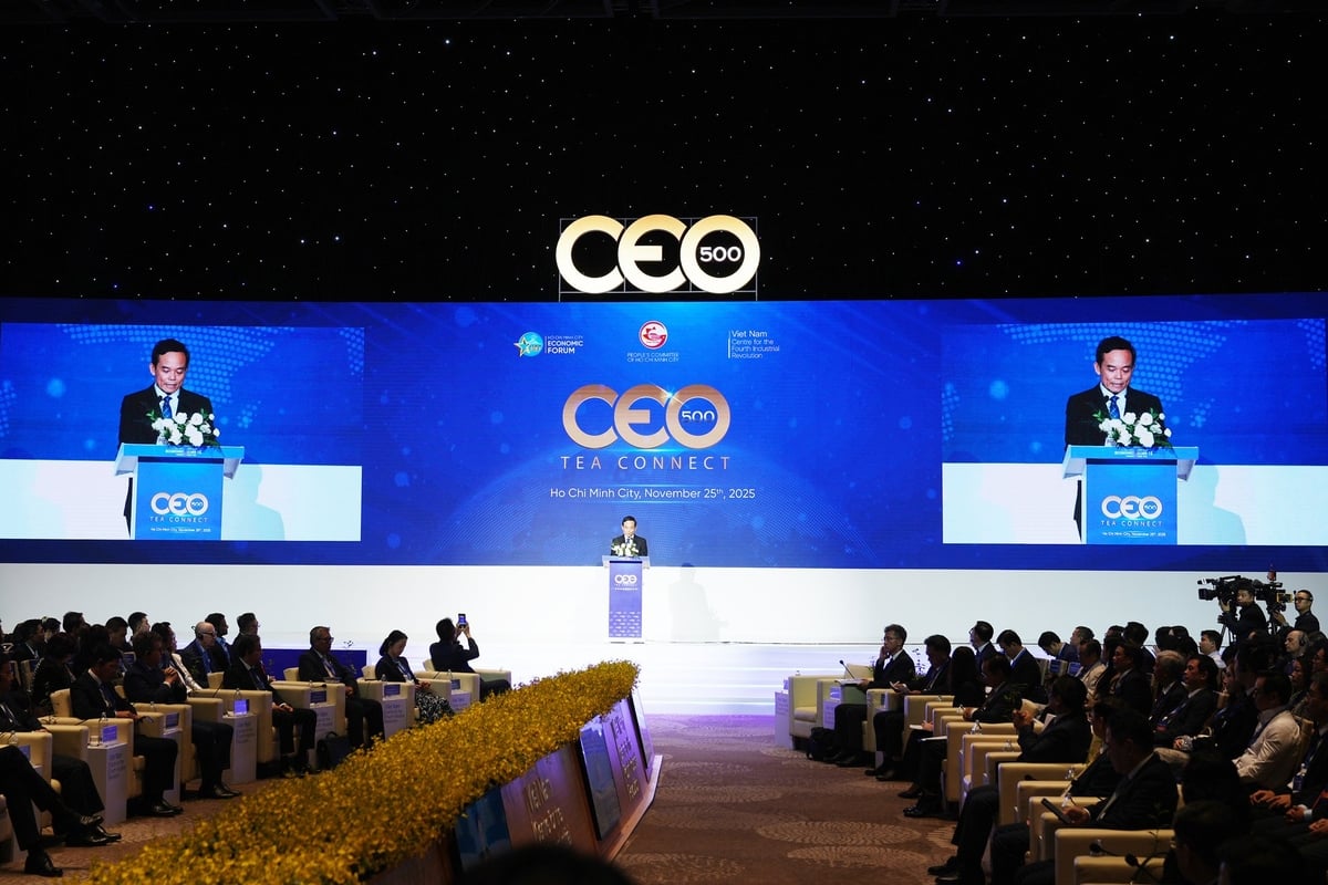 Bí thư Thành ủy TP.HCM Trần Lưu Quang phát biểu khai mạc sự kiện 'CEO 500 - Tea Connect'. Ảnh: BTC.