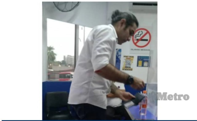 Sốc: Nhà báo từng tố cáo FAM vụ nhập tịch lậu bị tấn công, cảnh sát Malaysia điều tra khẩn cấp- Ảnh 1.