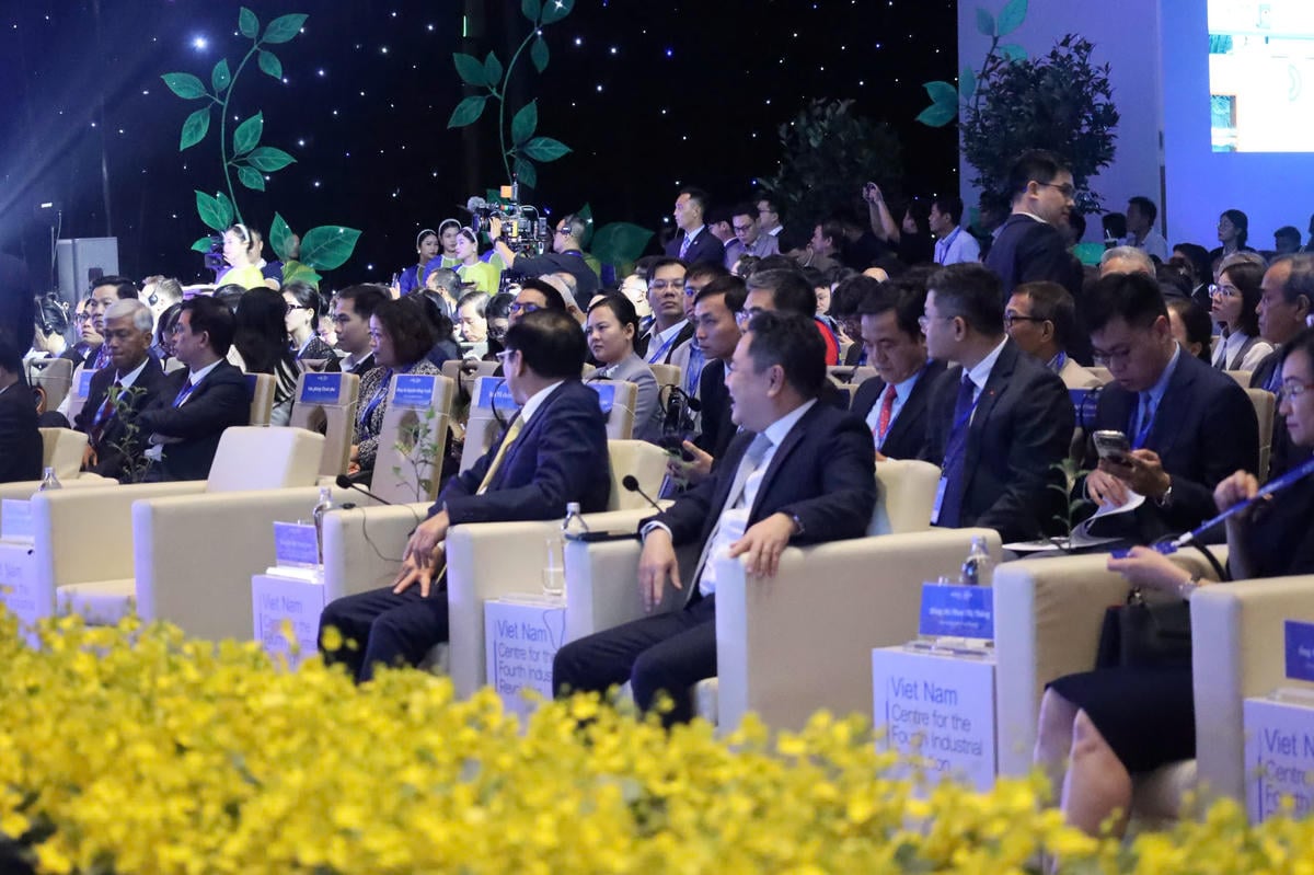 CEOs nacionales y extranjeros asistieron al programa CEO 500 - TEA CONNECT en la tarde del 25 de noviembre. Foto: T.N