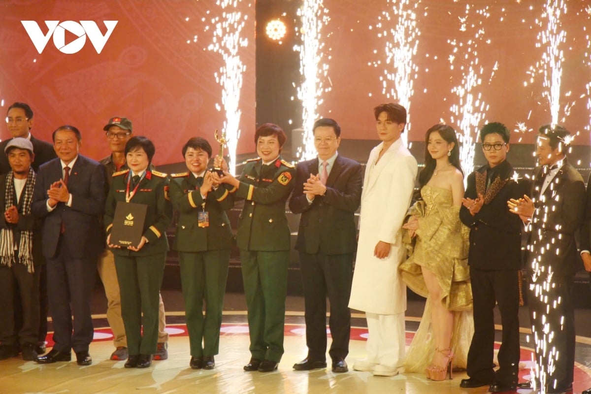 Štáb filmu Red Rain zvítězil na filmovém festivalu ve Vietnamu