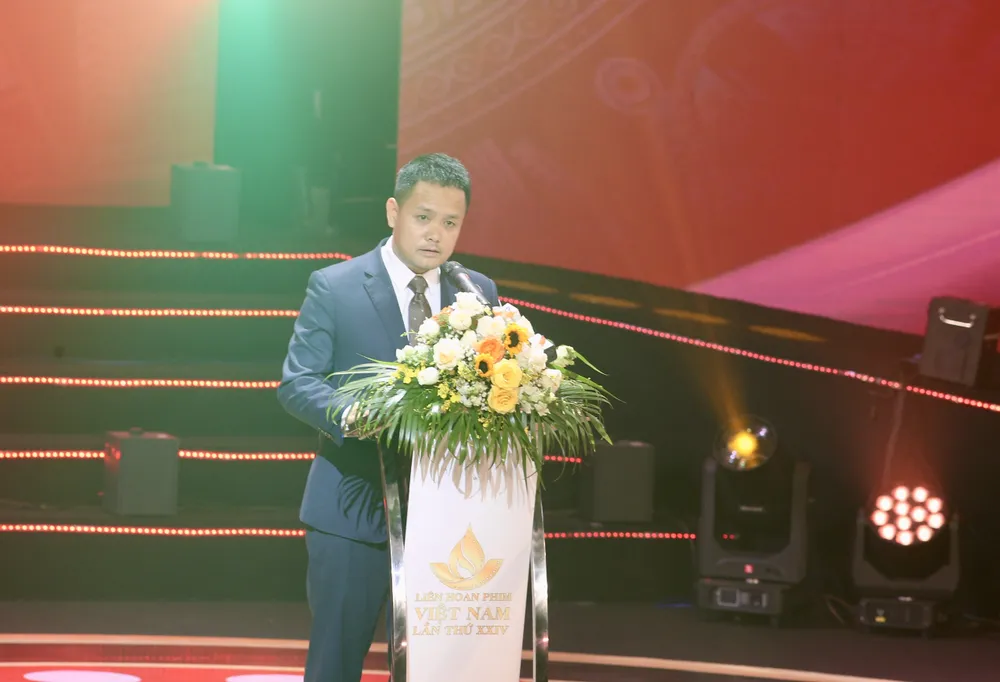 ພິທີມອບລາງວັນ 1.jpg