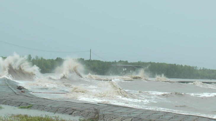 sóng cao - Ảnh 1.