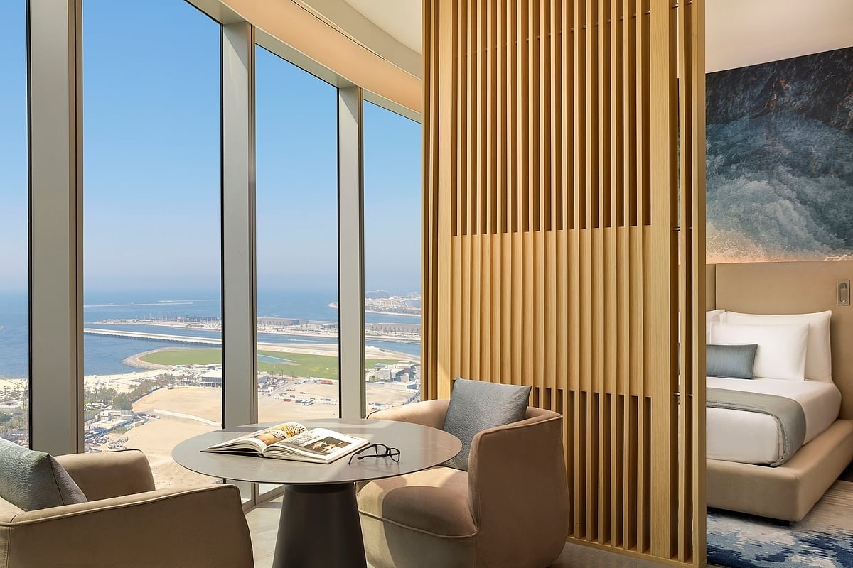 Khám phá bên trong khách sạn cao nhất thế giới - Ảnh 11.