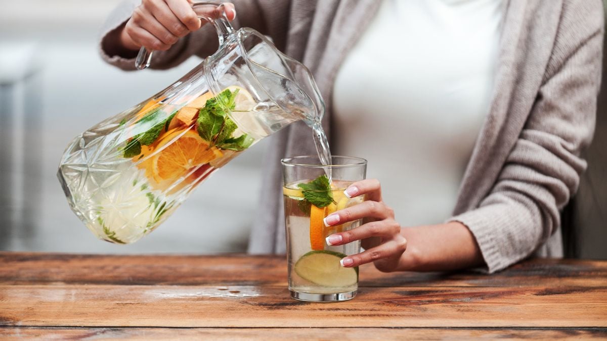 តើការផឹកទឹកគ្រប់គ្រាន់អាចកម្ចាត់អាស៊ីតអ៊ុយរិកដោយរបៀបណា? - រូបថត ១. drinks-for-high-uric-acid1699856497991