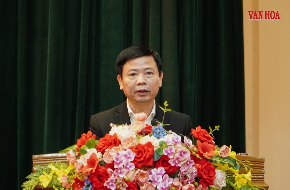 Nguyen Du کے ورثے کی قدر کو فروغ دینے پر توجہ مرکوز کریں - تصویر 4