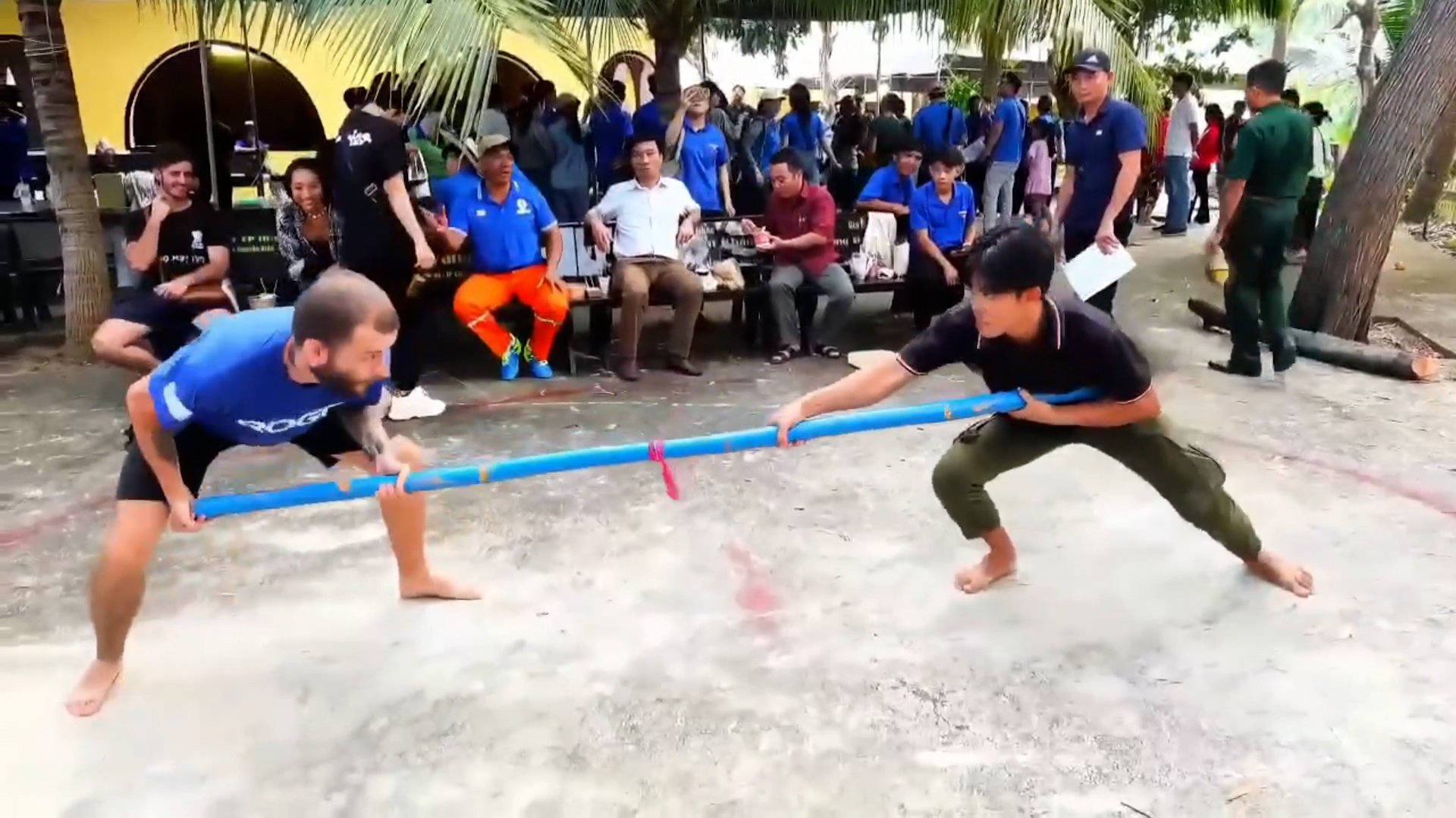 Lễ giỗ 240 năm ở Côn Đảo có gì khiến khách nôn nao?- Ảnh 2.