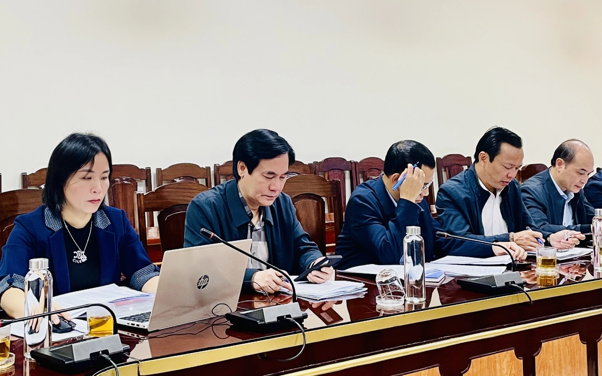 Teilnehmer der Arbeitssitzung – Foto: D.A.