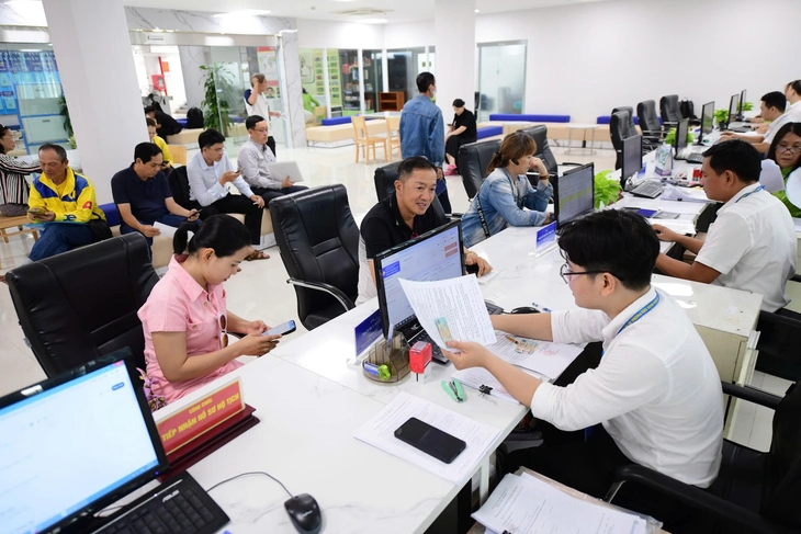 biên chế - Ảnh 1.