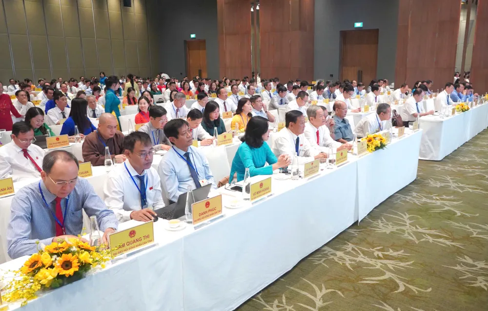 ទិដ្ឋភាពសន្និសីទ