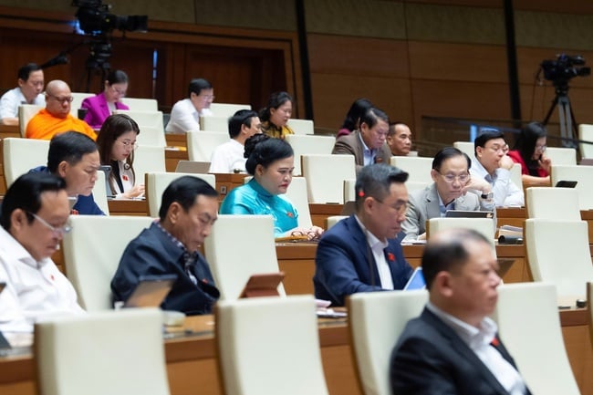 Sửa đổi Luật Báo chí: Bảo vệ sự thật, giữ vững chủ quyền thông tin quốc gia - Ảnh 2.