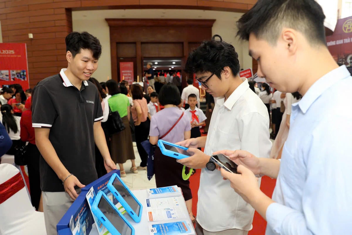 El plan para incluir la educación en IA en el currículo de educación general se considera acorde con las tendencias actuales. Foto de la ilustración: Q.A.
