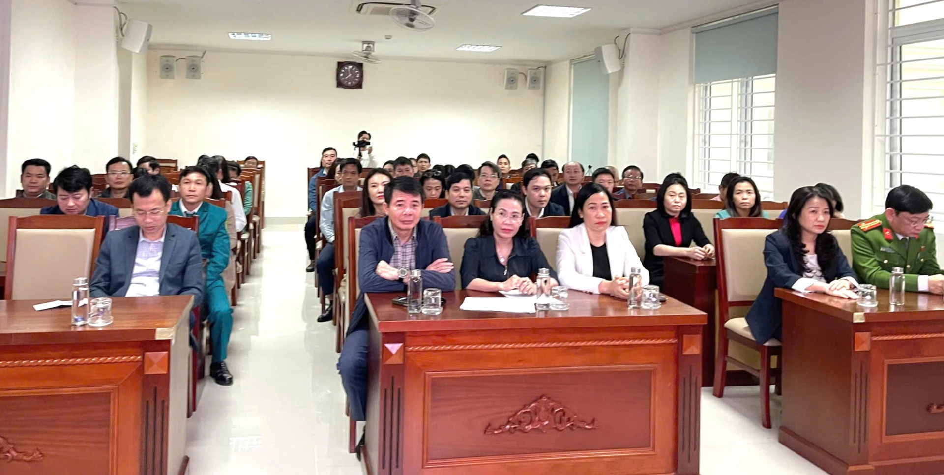 Ward leaders and representatives of local units attended the launching ceremony. Photo: H.Tr.