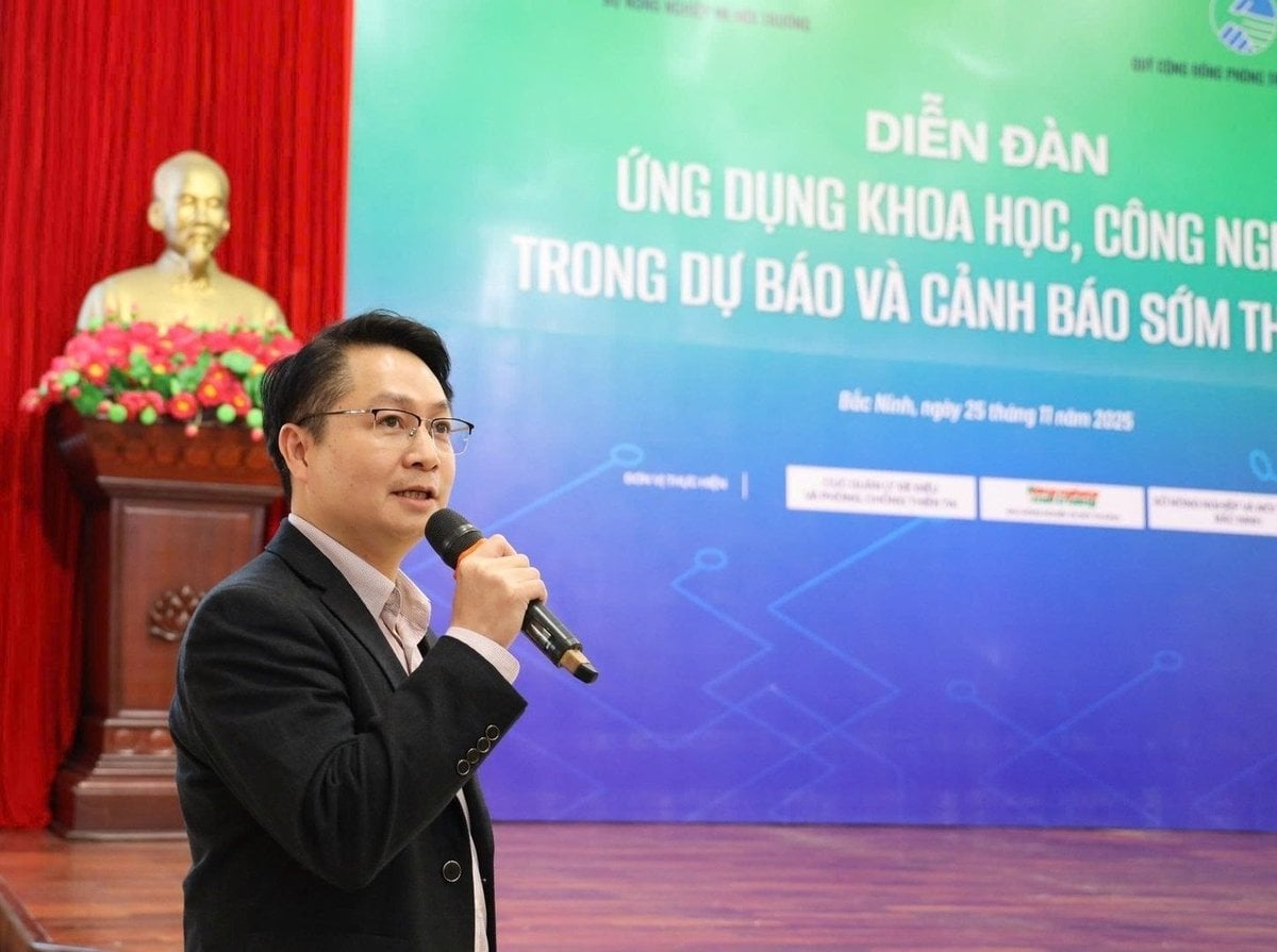 ທ່ານ ຫງວຽນ ໂຕນກວນ, ຮອງຫົວໜ້າພະແນກຄຸ້ມຄອງໄພພິບັດຊຸມຊົນ ແລະ ສື່ສານ (ພະແນກຄຸ້ມຄອງຄູນ້ຳ ແລະ ປ້ອງກັນ ແລະ ຄວບຄຸມໄພພິບັດ). ຮູບພາບ: ບ່າວທັງ.