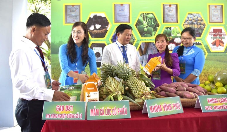 Long Thạnh sau sắp xếp: Bứt phá mạnh chuyển đổi số, nâng cao chất lượng nông thôn mới- Ảnh 2.