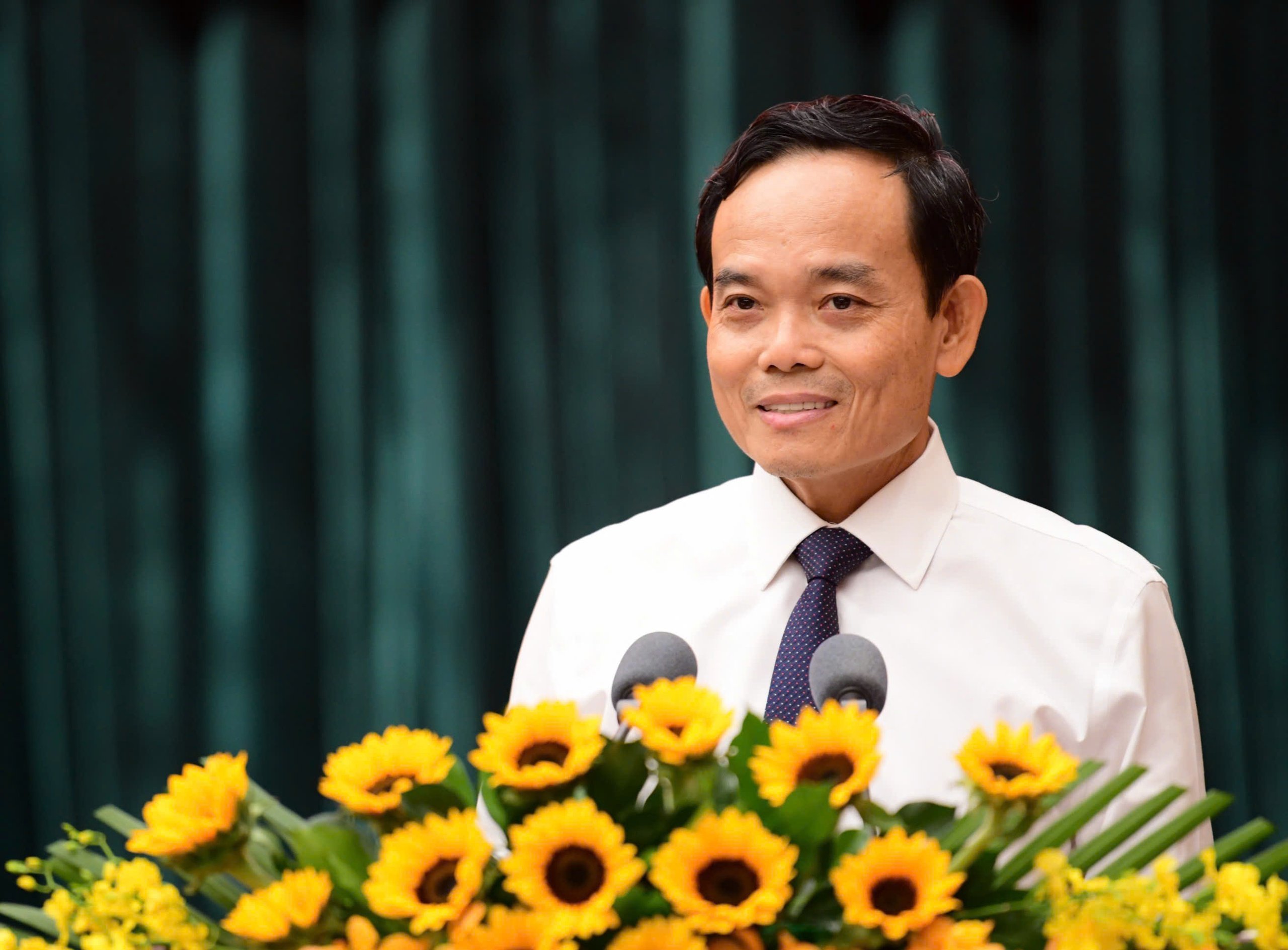 TP.HCM bổ sung quy chế bảo vệ cán bộ dám nghĩ dám làm với Ban Chỉ đạo phát triển mạng lưới đường sắt - Ảnh 2.