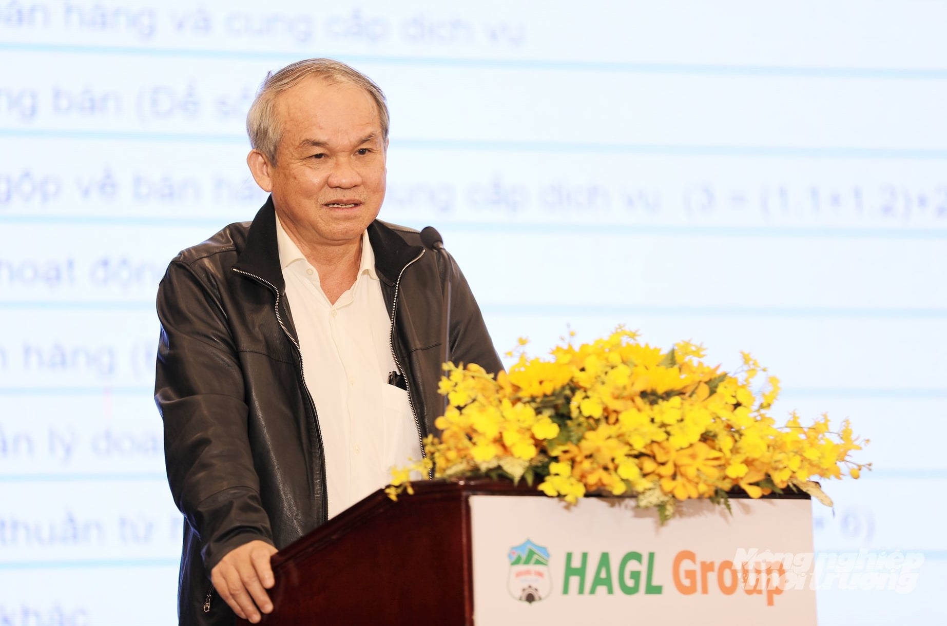 Chủ tịch HĐQT Đoàn Nguyên Đức (Bầu Đức) chia sẻ về tình hình sau 10 năm. Ảnh: Nguyễn Thủy.